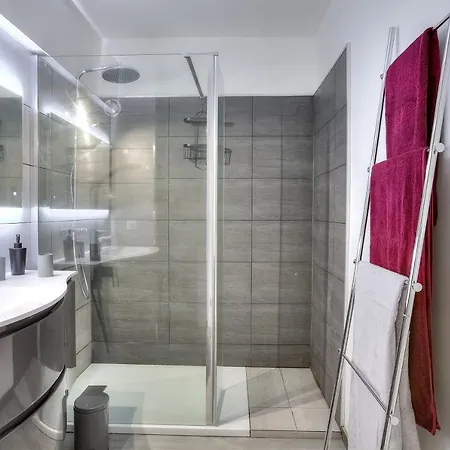 Le Sun-beach - Spacieux 3 Pieces Avec Parking A 400 M Des Plages De Lägenhet Juan-les-Pins