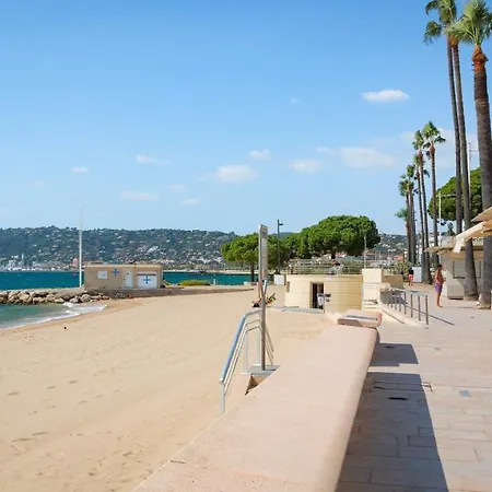 Lägenhet Le Sun-beach - Spacieux 3 Pieces Avec Parking A 400 M Des Plages De Juan-les-Pins