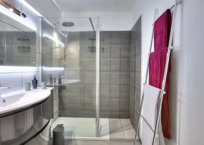 Le Sun-beach - Spacieux 3 Pièces Avec Parking à 400 M Des Plages De Appartement Juan-les-Pins